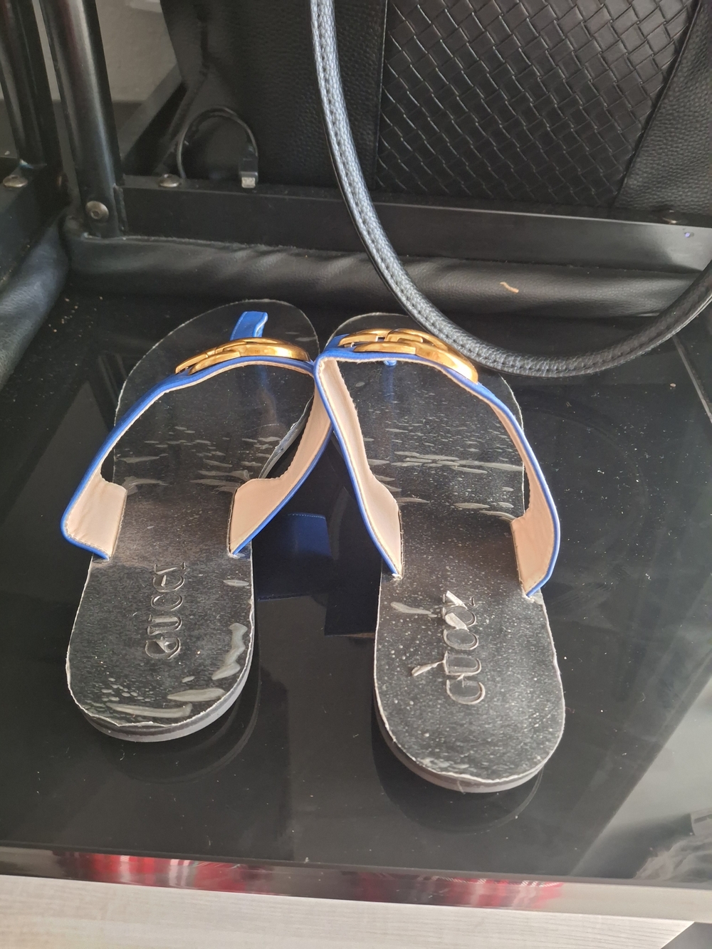 Gucci Blue GG Thong Sandals with Gold Logo - Picture 2 of 3